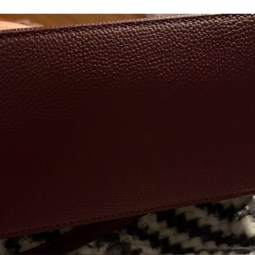 EUC Michael Kors Red ‘Adele’ messenger crossbody - Picture 3 of 11
